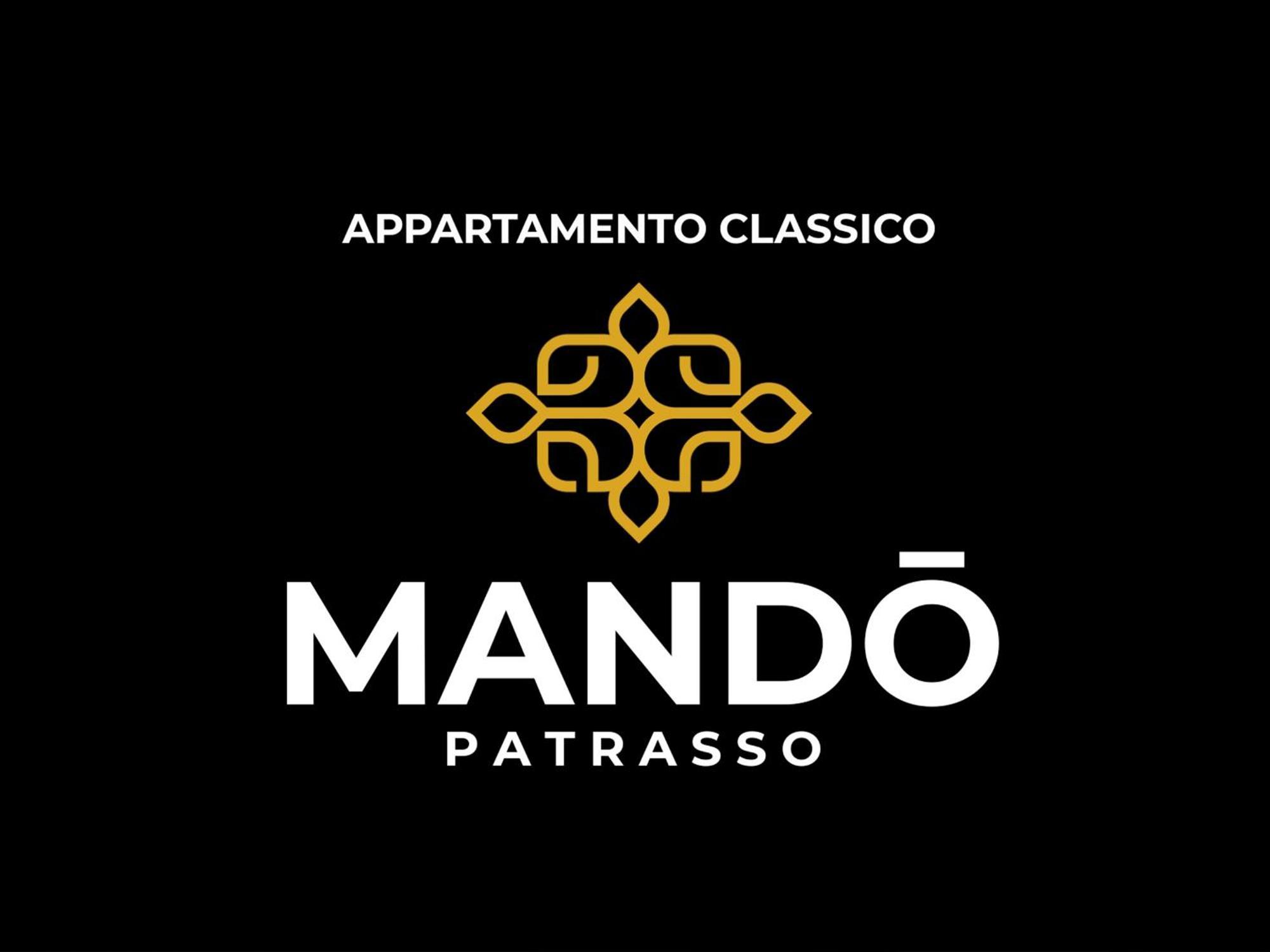 Mando Patrasso - Classical Apartment In The Center Of Patras With Free Parking Exterior foto